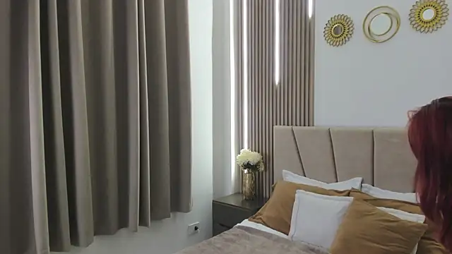 Larissa Miller online show from 09-21-25, 12:51