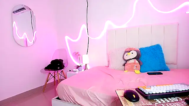 Snapshot of iiamsara chatting on 09-26-25, 04:33 iiamsara online show from 09-26-25, 04:33