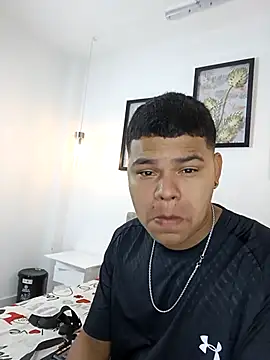 Snapshot of DannySamm chatting on 09-09-25, 11:54 DannySamm online show from 09-09-25, 11:54