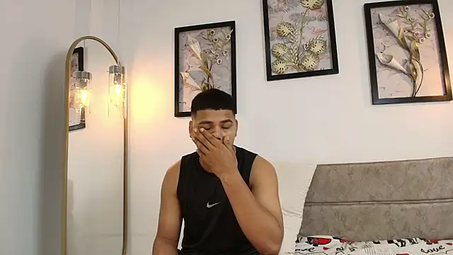 Snapshot of DannySamm chatting on 10-12-25, 12:04 DannySamm online show from 10-12-25, 12:04