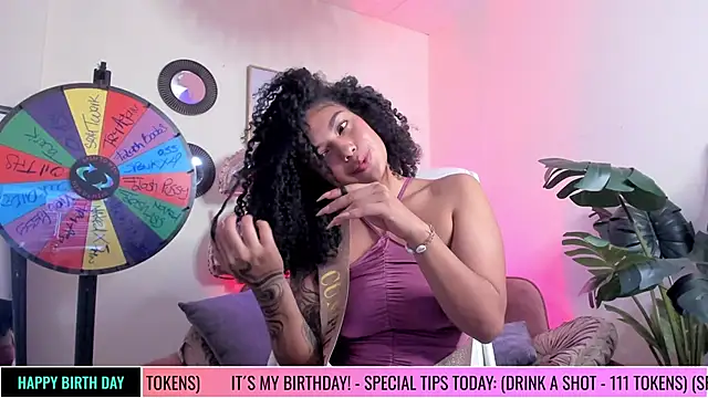 miss curazao online show from 12-18-25, 01:33