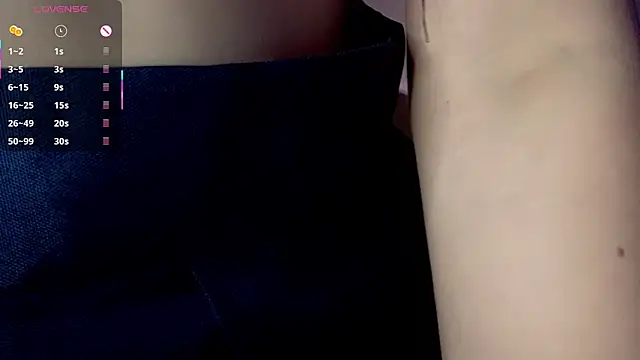 RavenKitten  online show from 10-04-25, 01:20