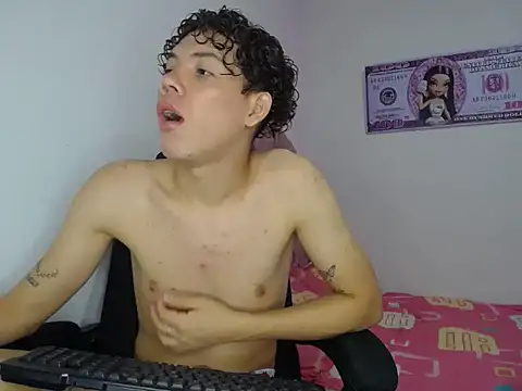 Snapshot of brutal_dirty_sex chatting on 11-16-25, 05:18 brutal dirty sex online show from 11-16-25, 05:18