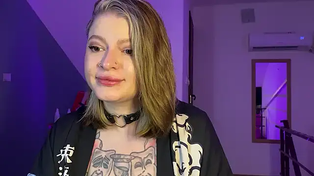 Mia Kamp online show from 09-11-25, 05:57