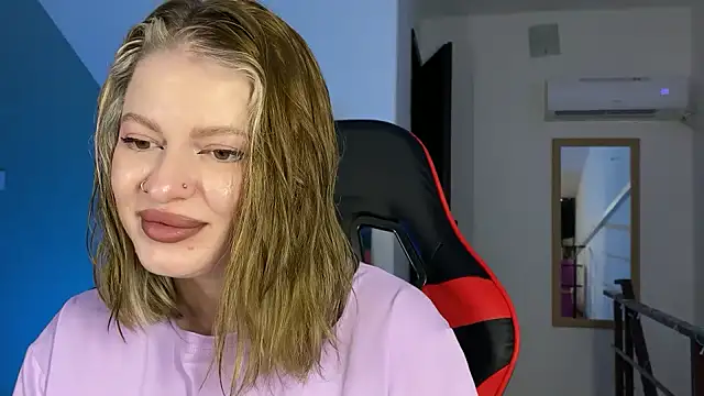 Mia Kamp online show from 09-14-25, 03:11