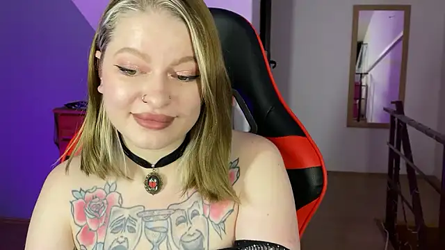 Mia Kamp online show from 10-02-25, 06:04