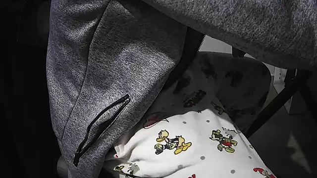 Snapshot of Pennellone98 chatting on 10-05-25, 07:45 Pennellone98 online show from 10-05-25, 07:45