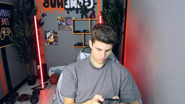 JackWolw online show from 10-01-25, 11:38