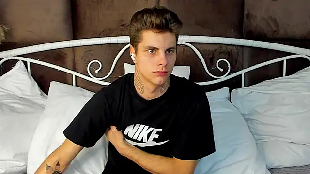 JackWolw online show from 10-16-25, 07:26