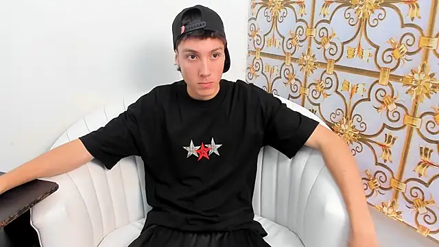 LittleDanny  online show from 01-06-26, 08:12