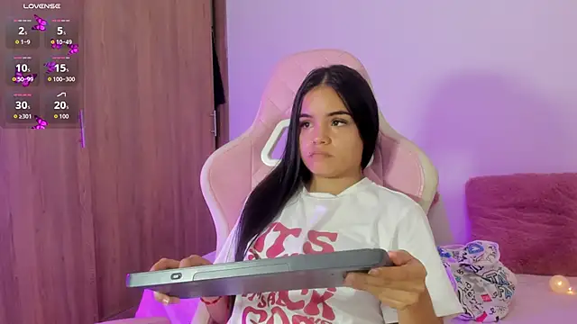 Valeri 13 online show from 12-22-25, 10:23