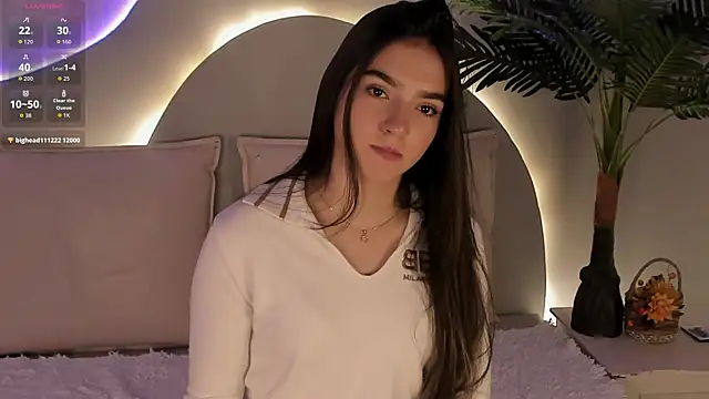 Snapshot of Aleska_romanov_ chatting on 10-08-25, 12:25 Aleska romanov online show from 10-08-25, 12:25