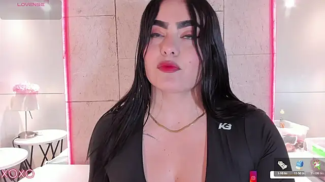 sofiiacarson online show from 06-12-26, 07:46