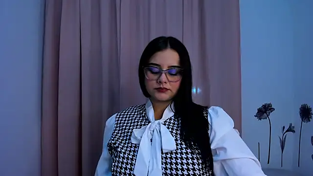 val ferrer online show from 09-12-25, 02:55