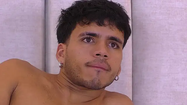 Snapshot of AlexanderJordan chatting on 11-07-25, 12:21 AlexanderJordan online show from 11-07-25, 12:21