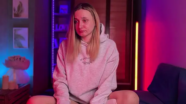 Snapshot of LovaMay chatting on 03-07-26, 09:34 LovaMay online show from 03-07-26, 09:34