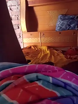 parmila203 online show from 10-25-25, 03:47