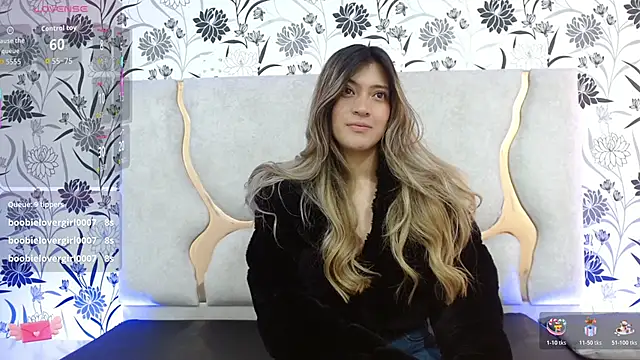 Hanaa tay online show from 10-19-25, 11:44