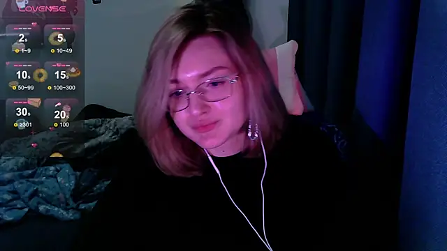 cute1stranger online show from 09-17-25, 02:19