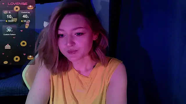 cute1stranger online show from 10-15-25, 06:57