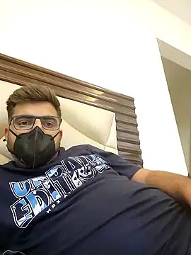 Snapshot of LoveGuruRA chatting on 09-16-25, 11:55 LoveGuruRA online show from 09-16-25, 11:55