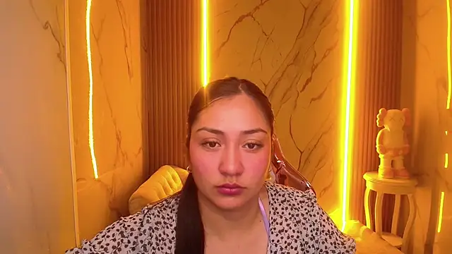 Snapshot of Ivony18_b chatting on 10-05-25, 03:16 Ivony18 b online show from 10-05-25, 03:16