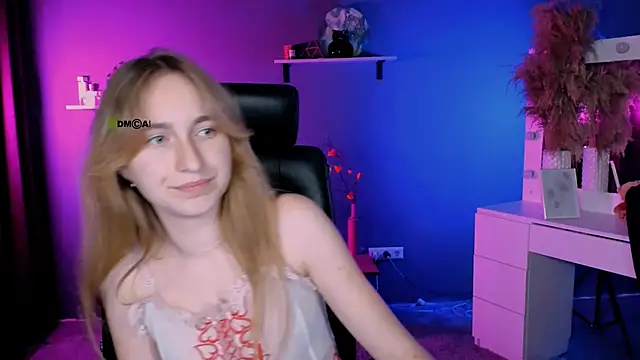 beauty ginger  online show from 10-09-25, 03:32