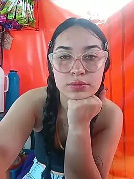 Snapshot of Sol_Sunny chatting on 05-24-26, 02:44 Sol Sunny online show from 05-24-26, 02:44