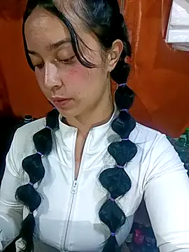 Snapshot of Sol_Sunny chatting on 06-08-26, 01:28 Sol Sunny online show from 06-08-26, 01:28