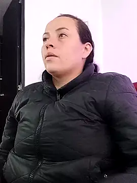  honey12 online show from 09-11-25, 01:00