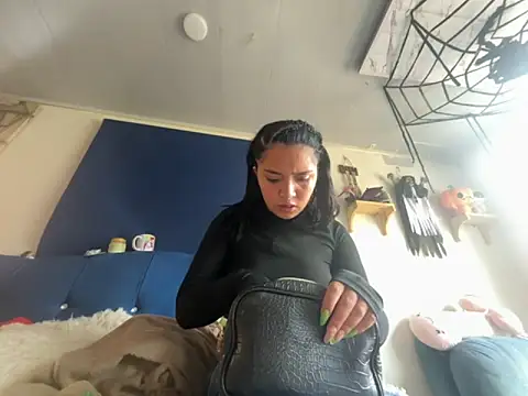 Snapshot of amanne_misa chatting on 11-15-25, 05:53 amanne misa online show from 11-15-25, 05:53