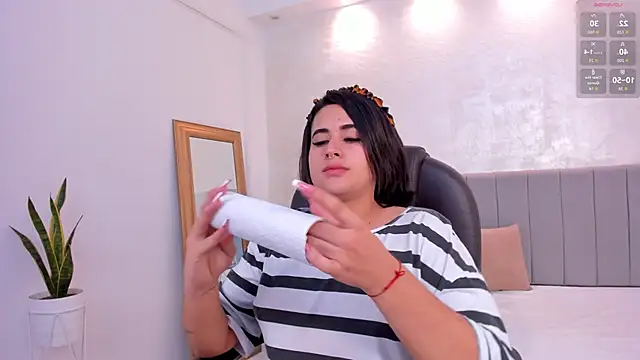 Snapshot of kendall_roous chatting on 09-12-25, 08:31 kendall roous online show from 09-12-25, 08:31