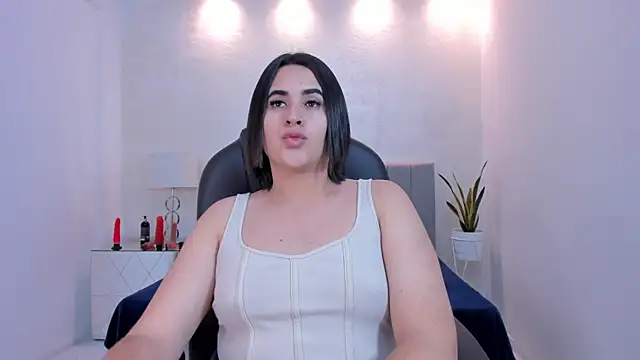 Snapshot of kendall_roous chatting on 10-01-25, 07:31 kendall roous online show from 10-01-25, 07:31