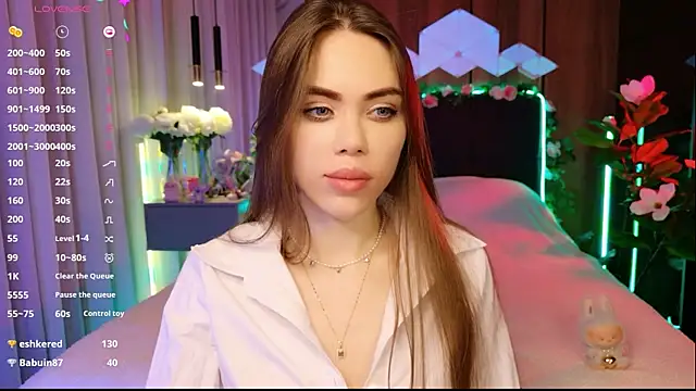 MimiFors online show from 11-26-25, 04:41