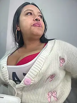 -Mia1 online show from 12-18-25, 01:06