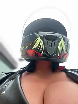 -Mia1 online show from 04-08-26, 12:16