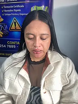 -Mia1 online show from 05-05-26, 12:24