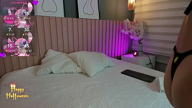 Maraia Ford online show from 10-28-25, 10:34