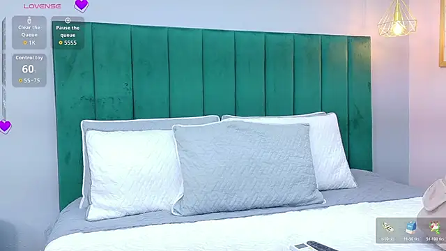 Ashley Evans22 online show from 04-16-26, 07:58