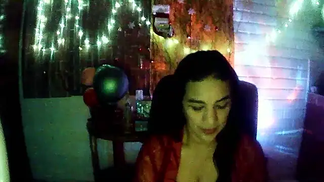 Snapshot of MiiaVelasquez chatting on 12-20-25, 04:41 MiiaVelasquez online show from 12-20-25, 04:41