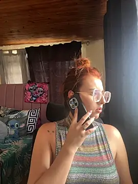 CoraVibes online show from 10-07-25, 07:55