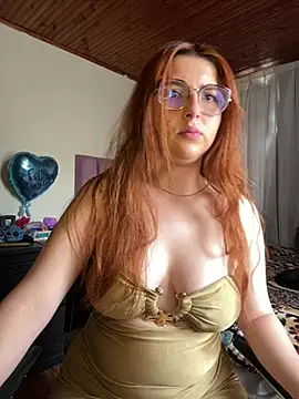 CoraVibes online show from 03-06-26, 12:45