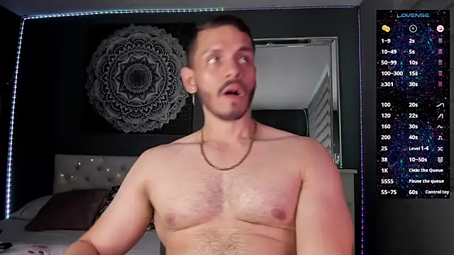 Snapshot of TianZilac chatting on 10-31-25, 08:10 TianZilac online show from 10-31-25, 08:10