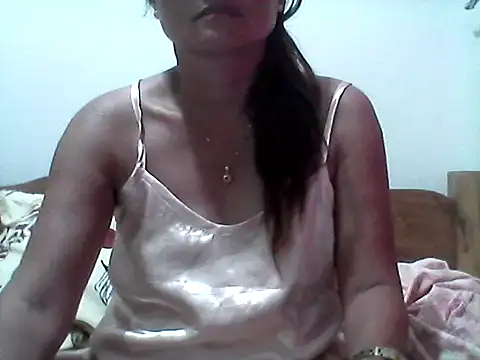 nathalie0045 online show from 10-07-25, 08:06