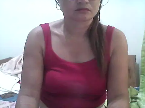 nathalie0045 online show from 04-26-26, 11:24