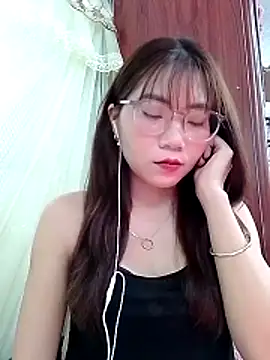 MyMy08 online show from 12-15-25, 12:09