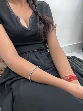 cute parii  online show from 10-01-25, 10:16