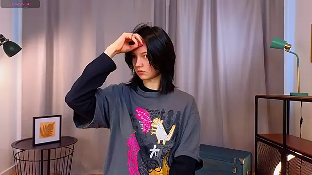 Snapshot of PamilaGrassle chatting on 09-10-25, 04:01 PamilaGrassle online show from 09-10-25, 04:01