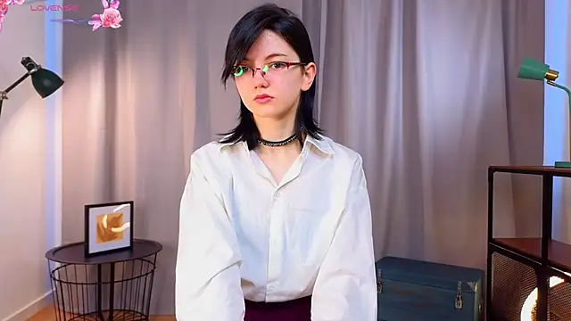 Snapshot of PamilaGrassle chatting on 09-14-25, 04:11 PamilaGrassle online show from 09-14-25, 04:11