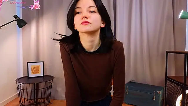 Snapshot of PamilaGrassle chatting on 09-17-25, 04:03 PamilaGrassle online show from 09-17-25, 04:03